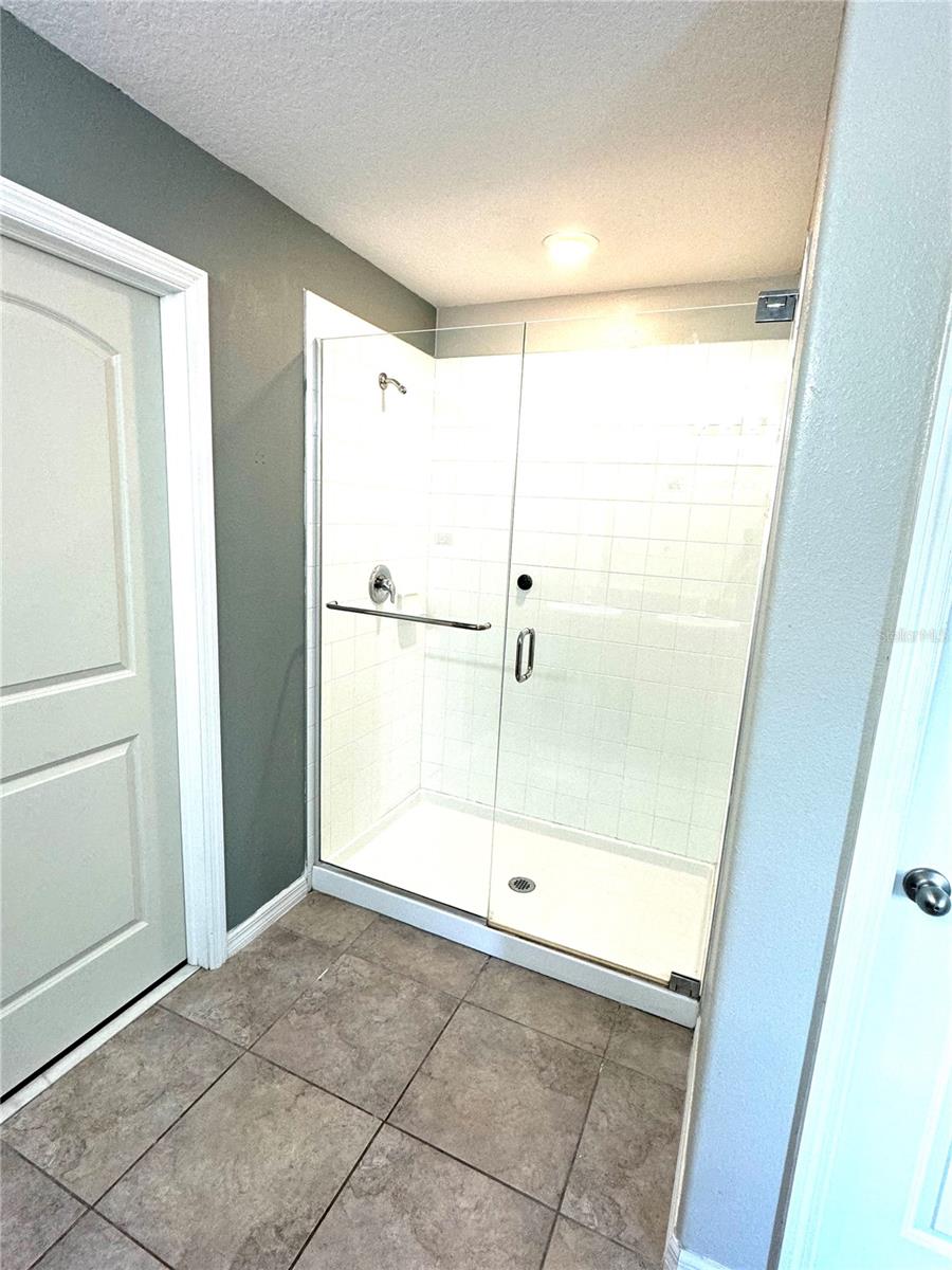 Image 19 of 39 For 4329 Globe Thistle Drive