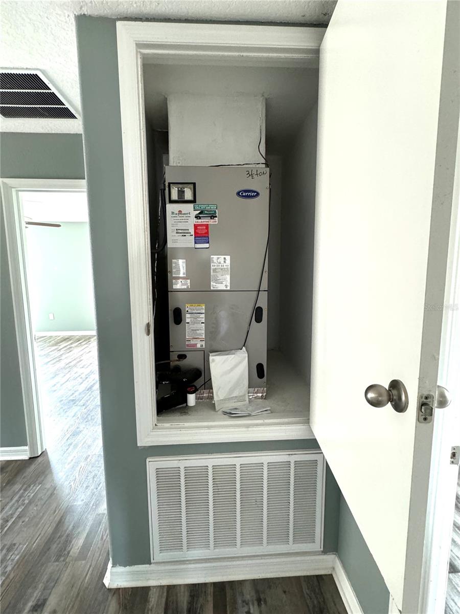 Image 24 of 39 For 4329 Globe Thistle Drive