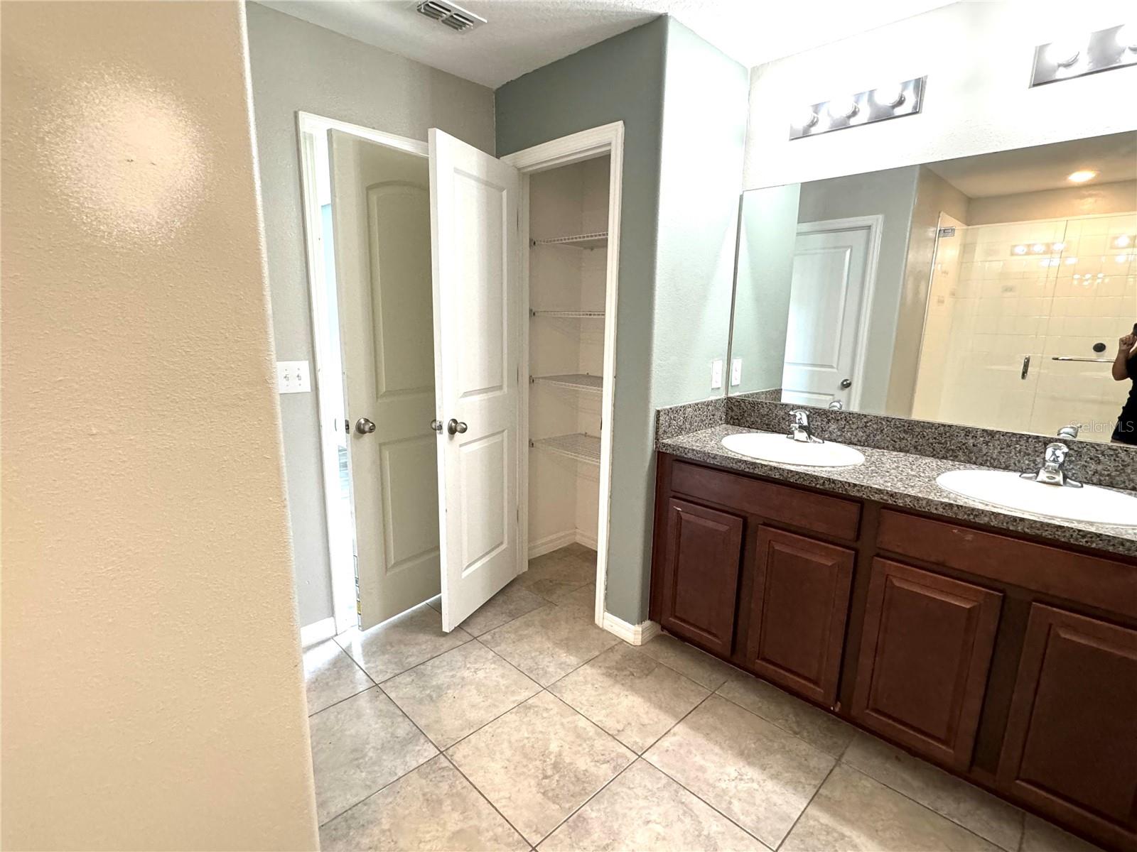 Image 33 of 39 For 4329 Globe Thistle Drive