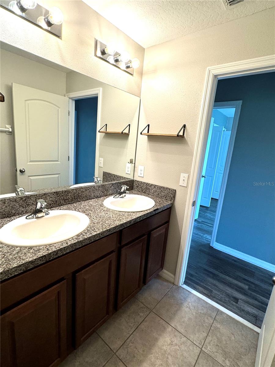 Image 37 of 39 For 4329 Globe Thistle Drive