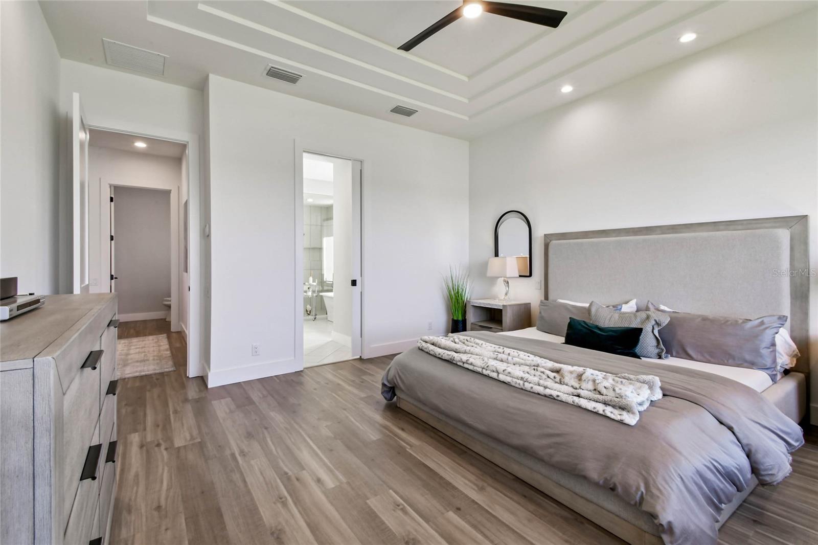 Image 23 of 69 For 14906 Rome Avenue