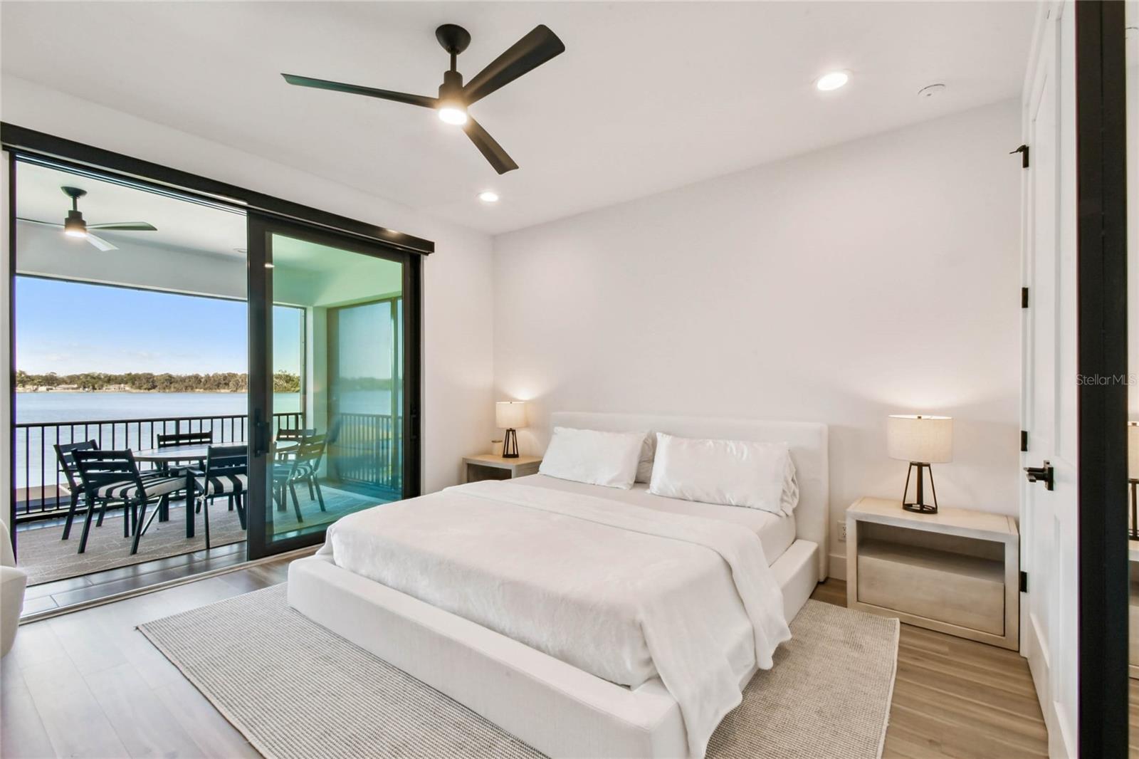 Image 42 of 69 For 14906 Rome Avenue