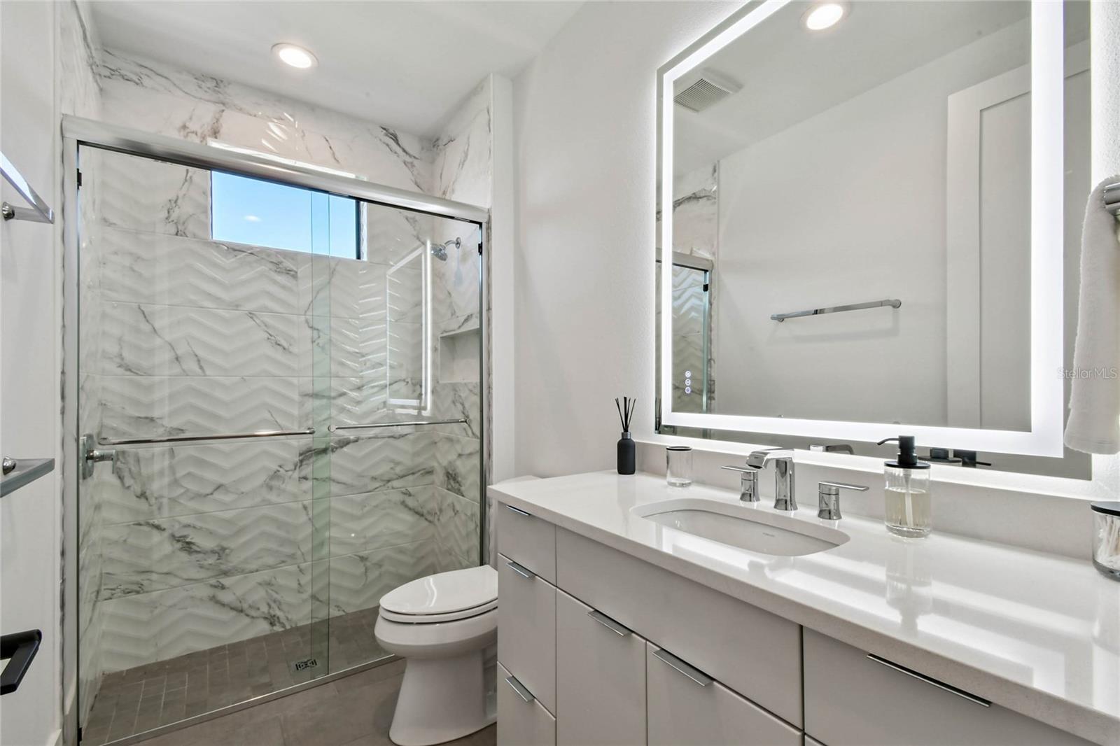 Image 44 of 69 For 14906 Rome Avenue