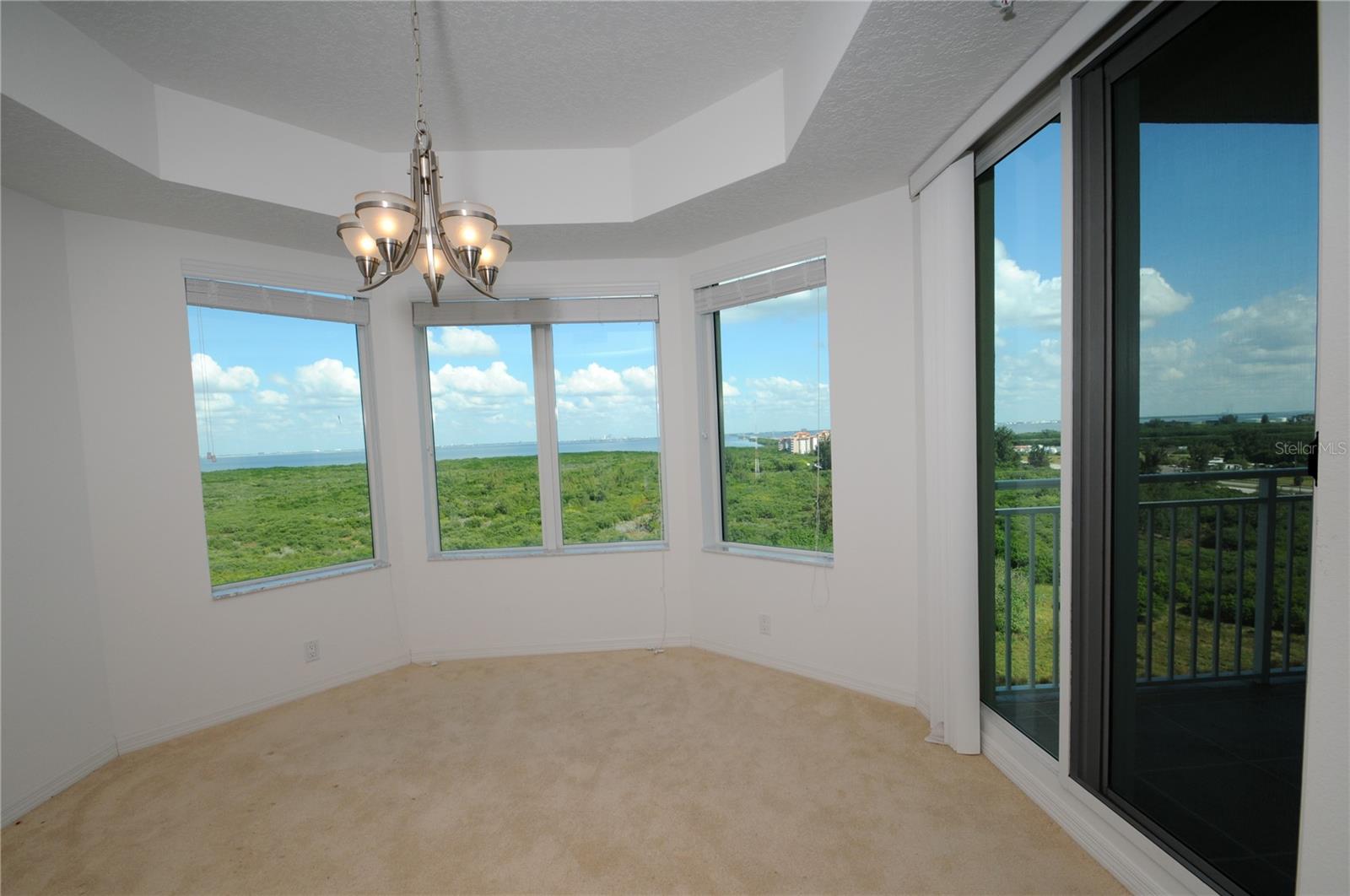 Image 12 of 37 For 10851 Mangrove Cay Lane Ne 1212