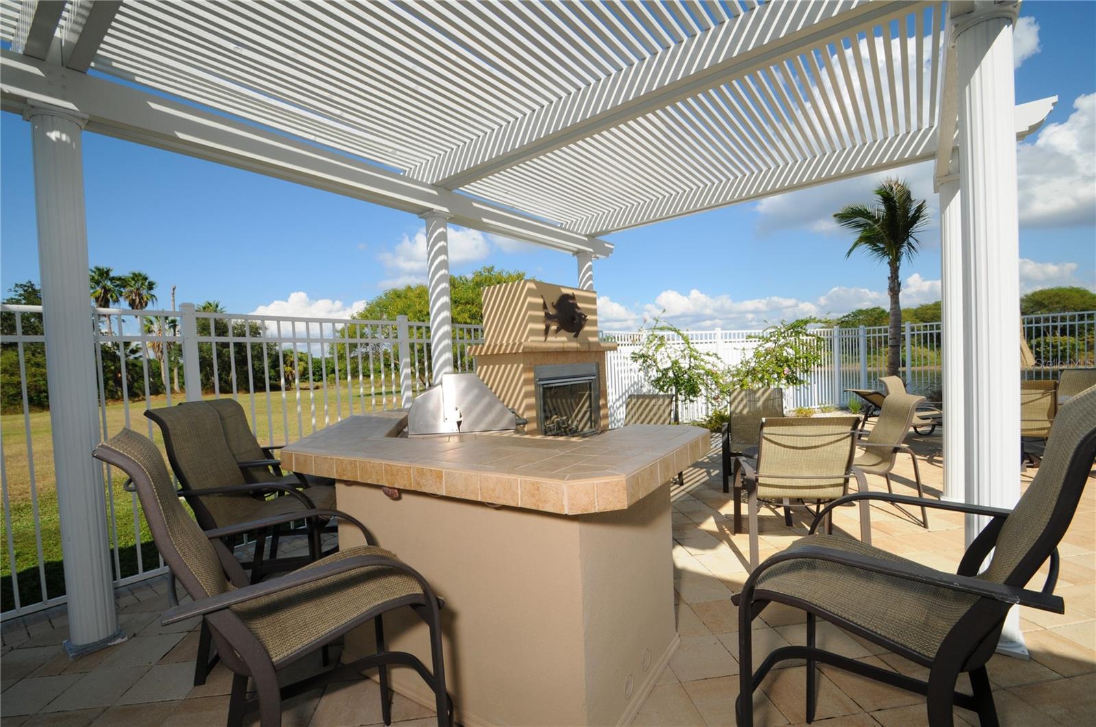 Image 17 of 37 For 10851 Mangrove Cay Lane Ne 1212