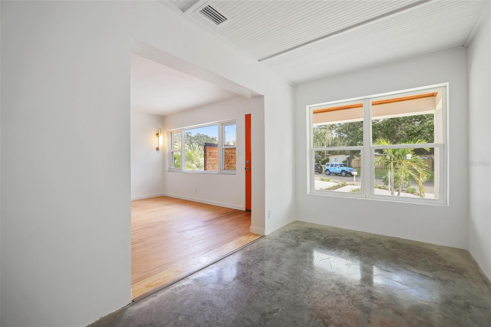 Image 17 of 92 For 2012 Culberson Avenue