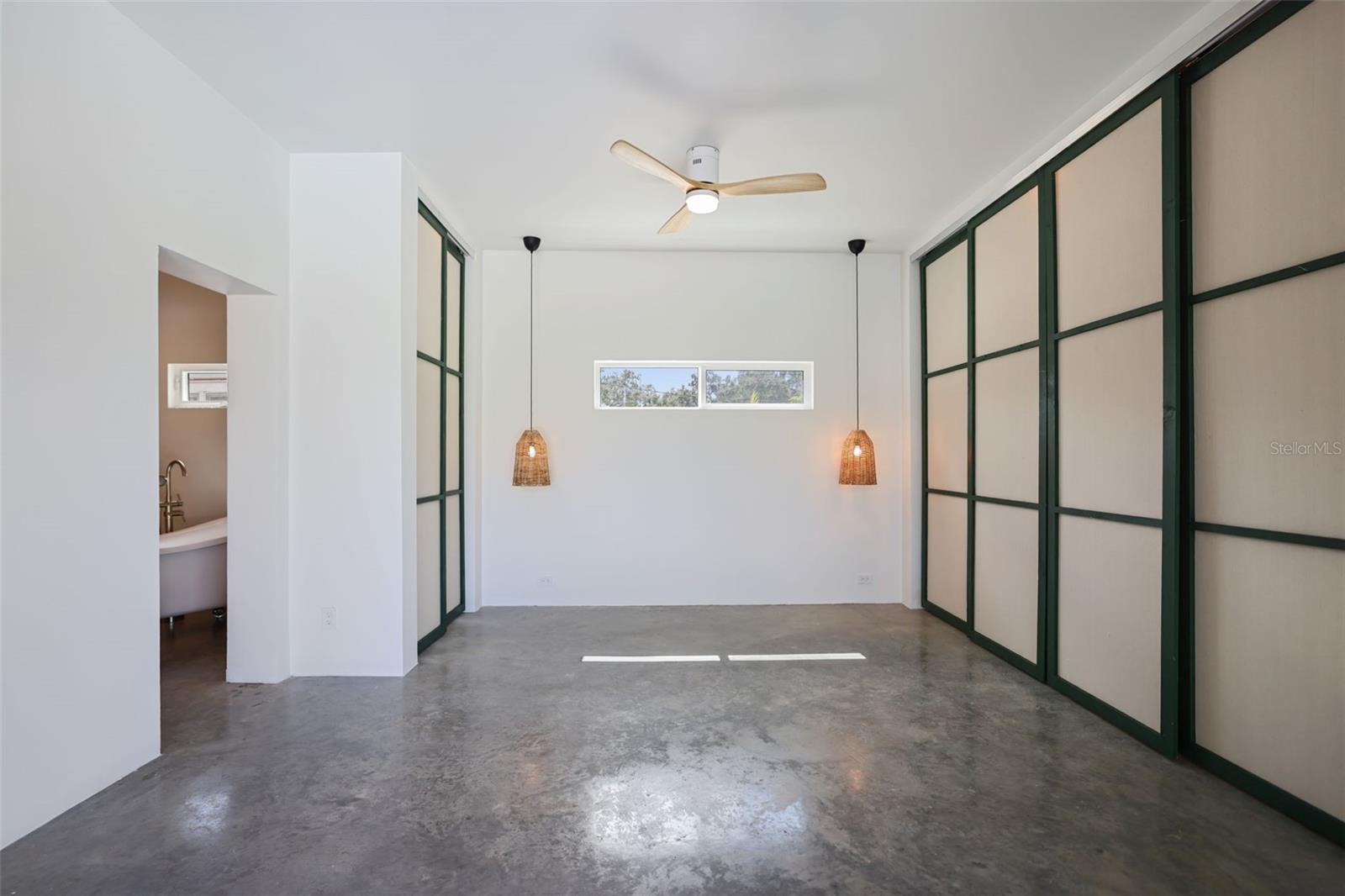 Image 33 of 92 For 2012 Culberson Avenue
