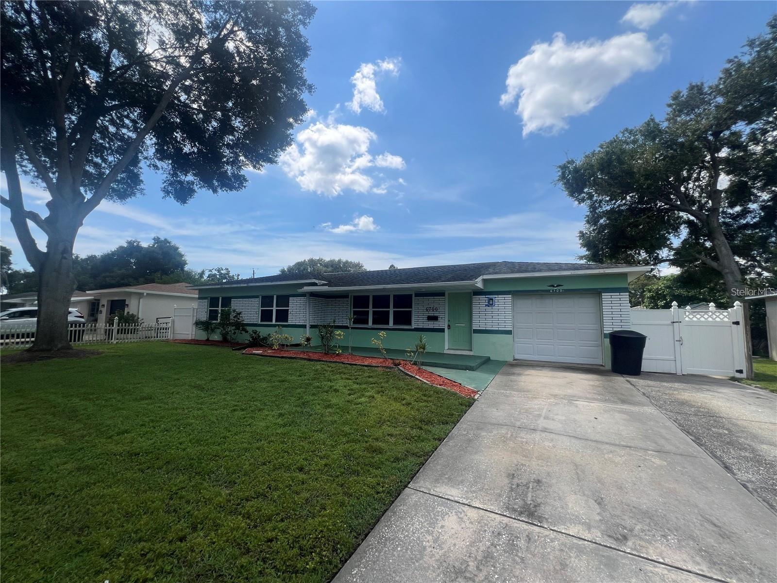 Image 19 of 20 For 6700 17th Lane N