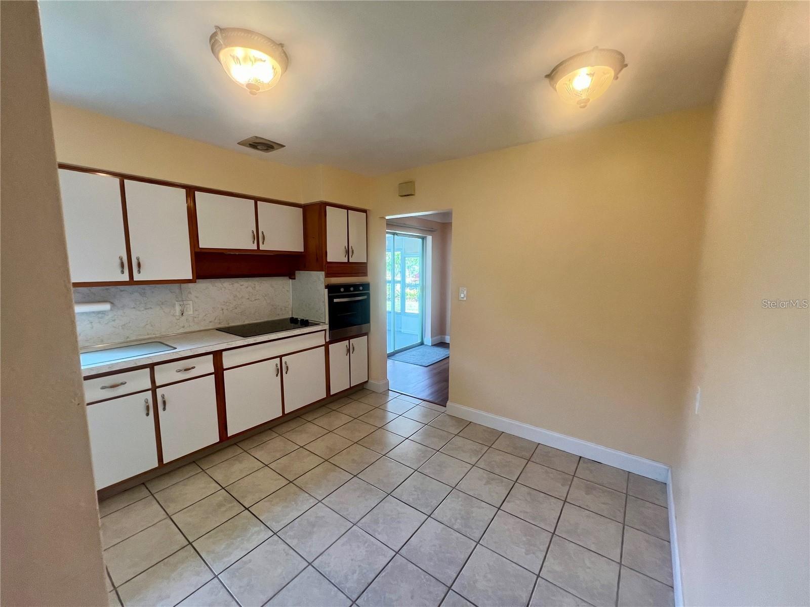 Image 5 of 20 For 6700 17th Lane N