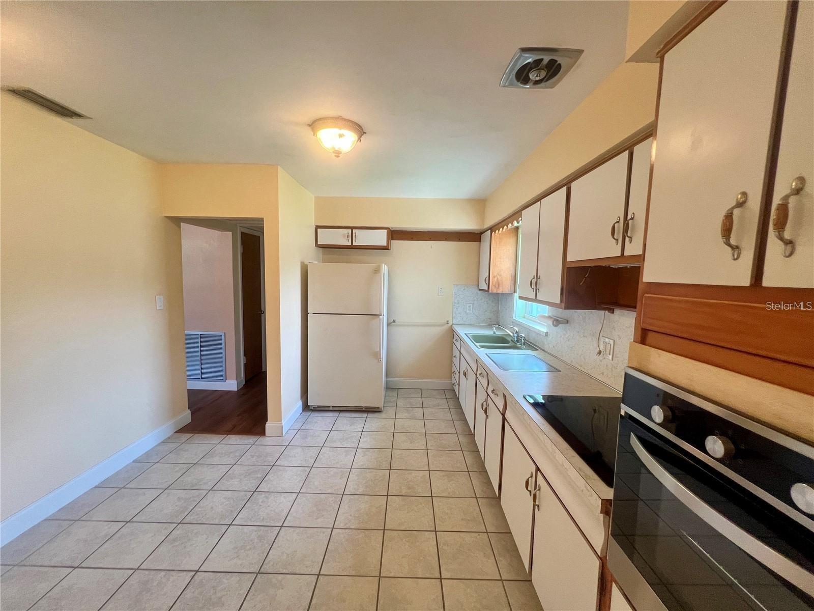 Image 7 of 20 For 6700 17th Lane N