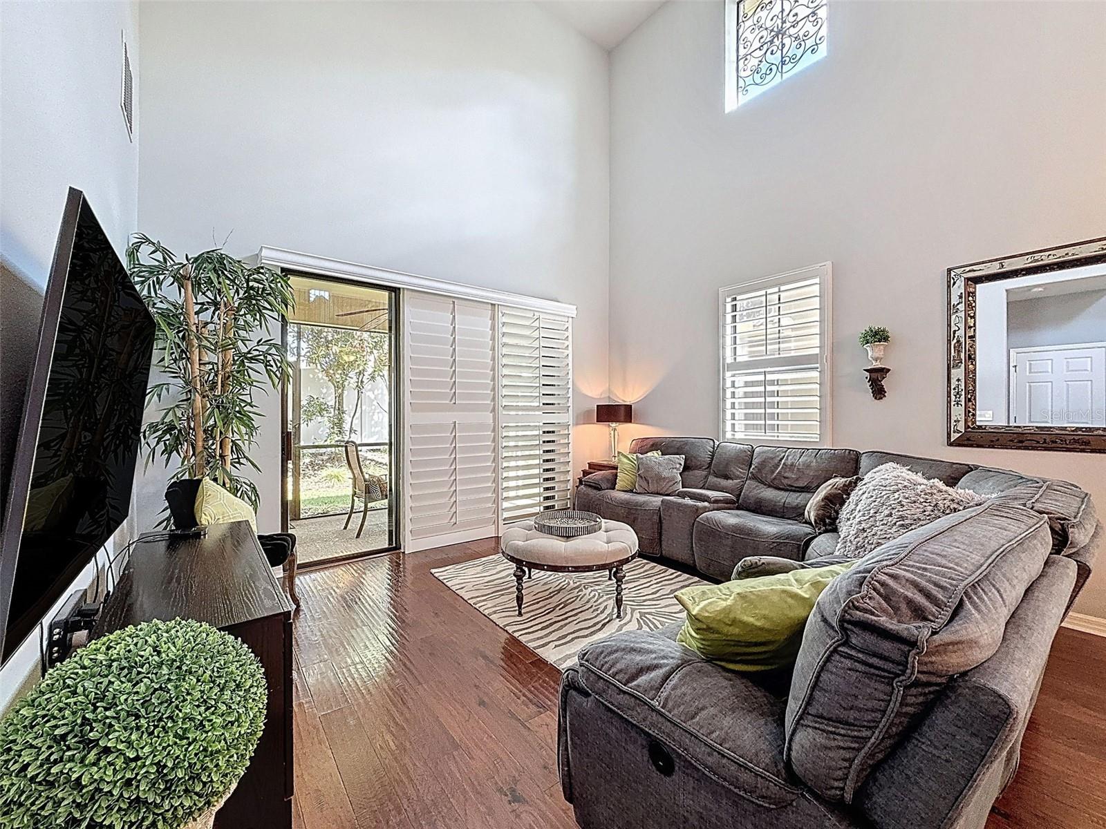 Image 17 of 46 For 2539 Silverback Court