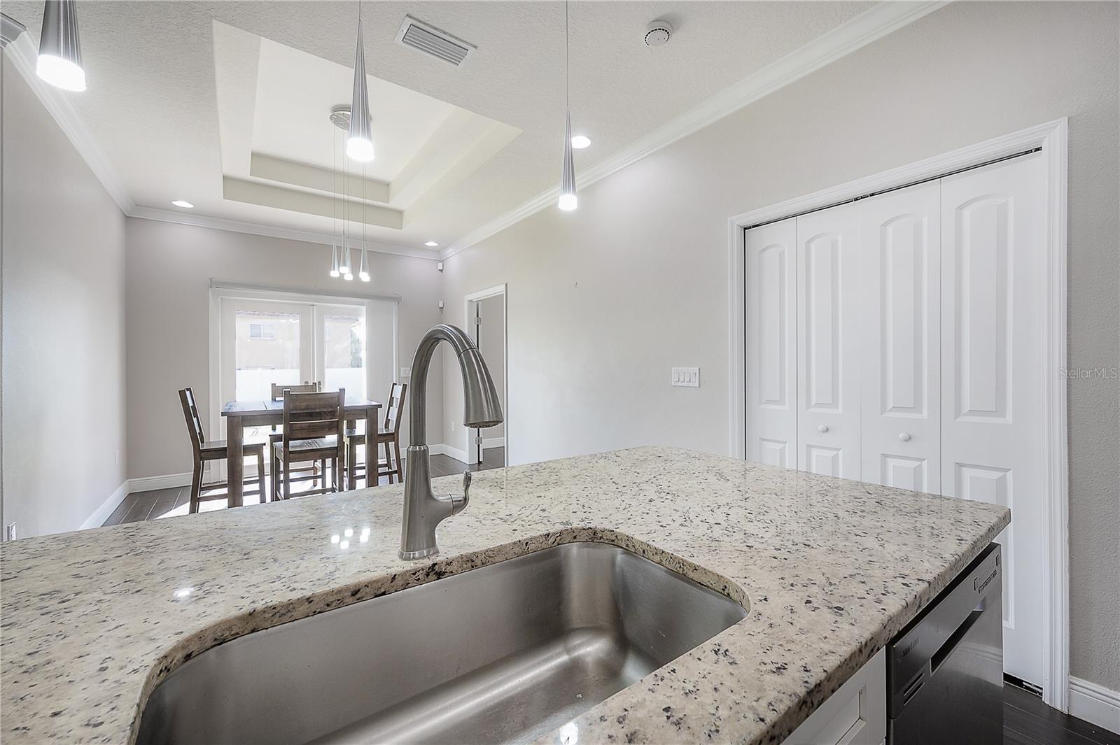 Image 10 of 31 For 2510 South Avenue