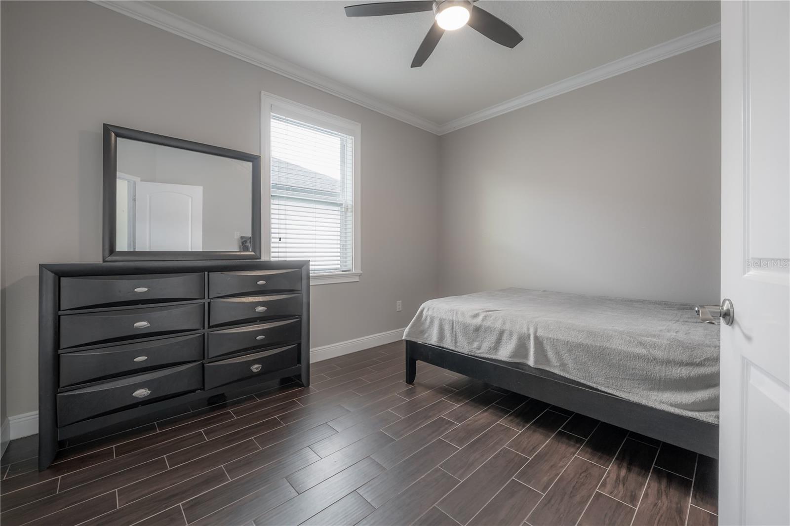 Image 18 of 31 For 2510 South Avenue