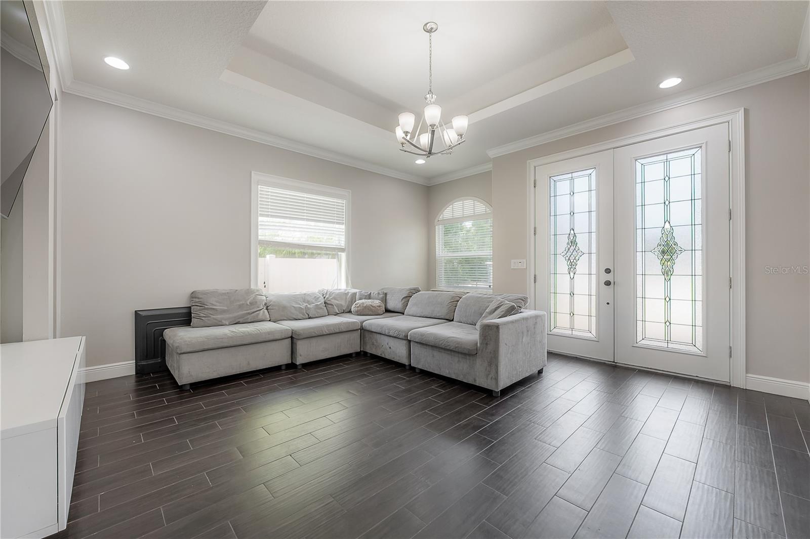 Image 6 of 31 For 2510 South Avenue