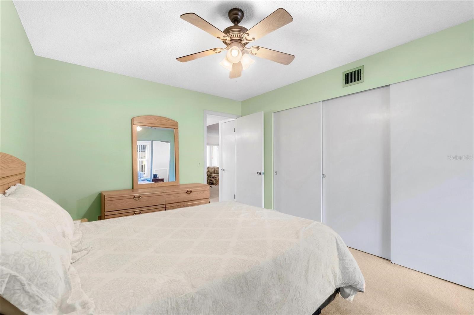 Image 11 of 40 For 2455 Finlandia Lane 39