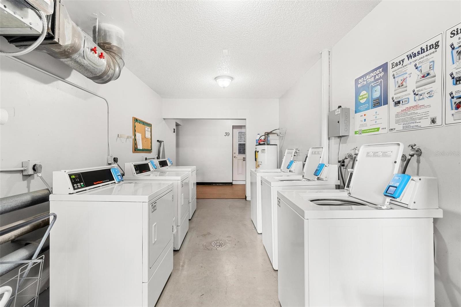 Image 17 of 40 For 2455 Finlandia Lane 39