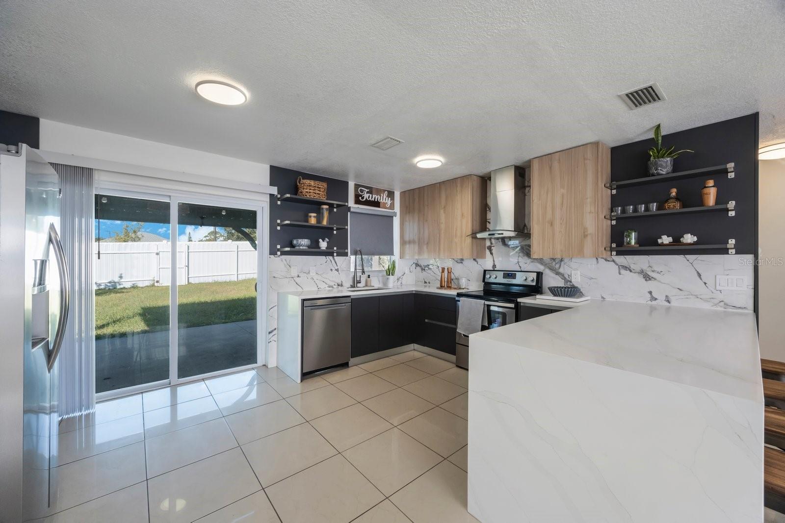 Image 13 of 35 For 2074 Powderhorn Drive