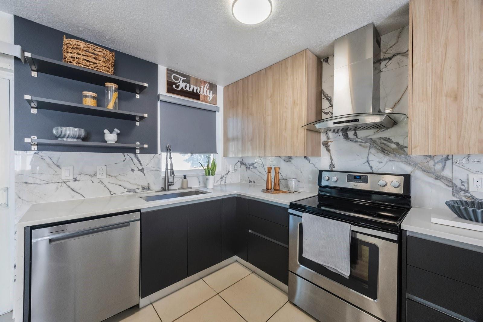 Image 14 of 35 For 2074 Powderhorn Drive