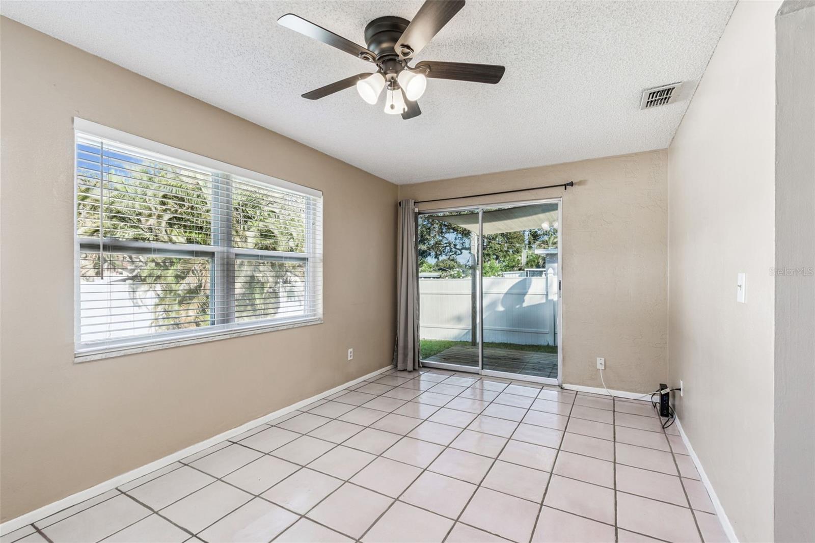 Image 15 of 40 For 2208 Lauren Drive