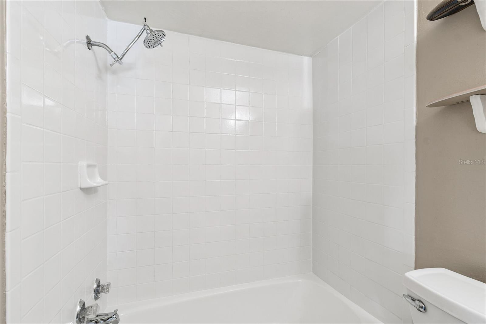 Image 24 of 40 For 2208 Lauren Drive