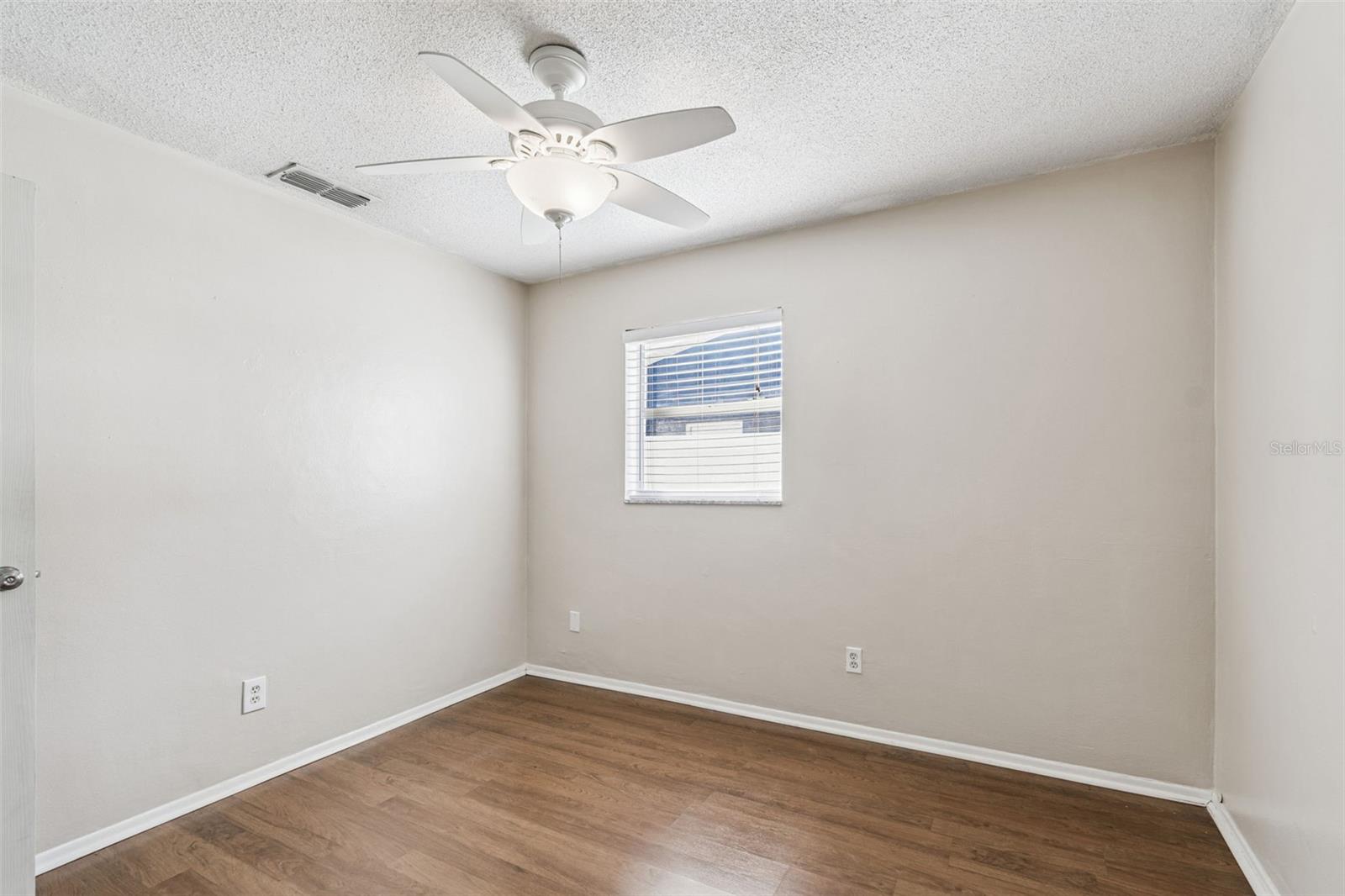 Image 29 of 40 For 2208 Lauren Drive