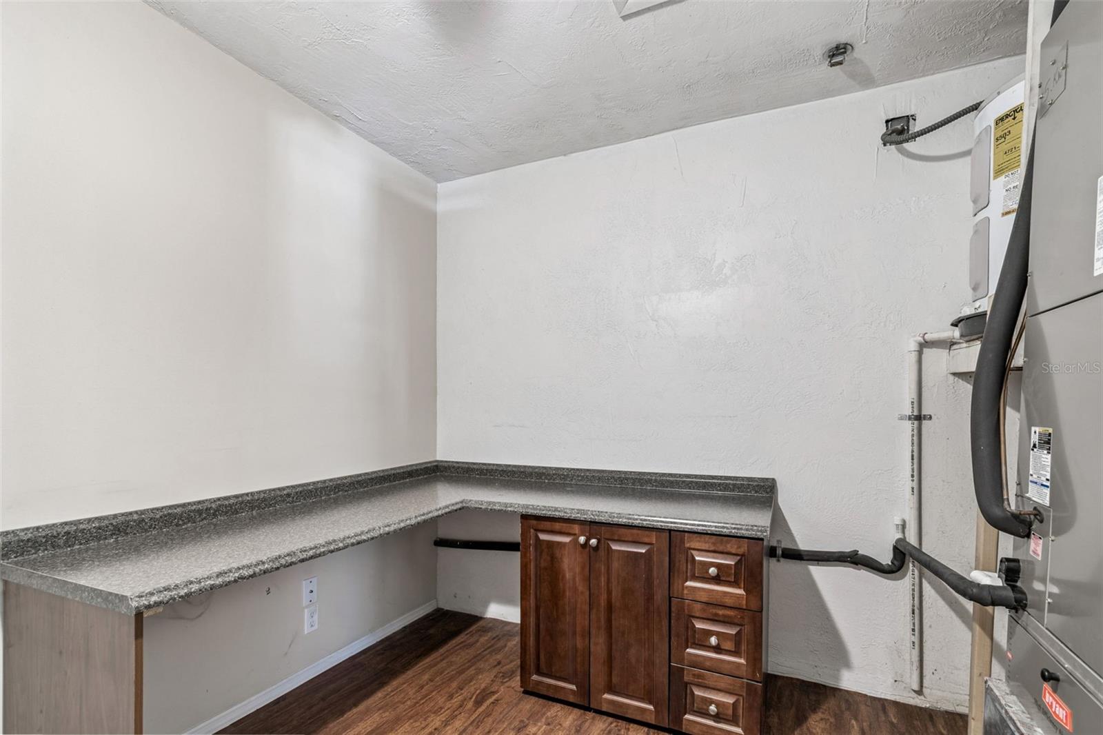 Image 30 of 40 For 2208 Lauren Drive
