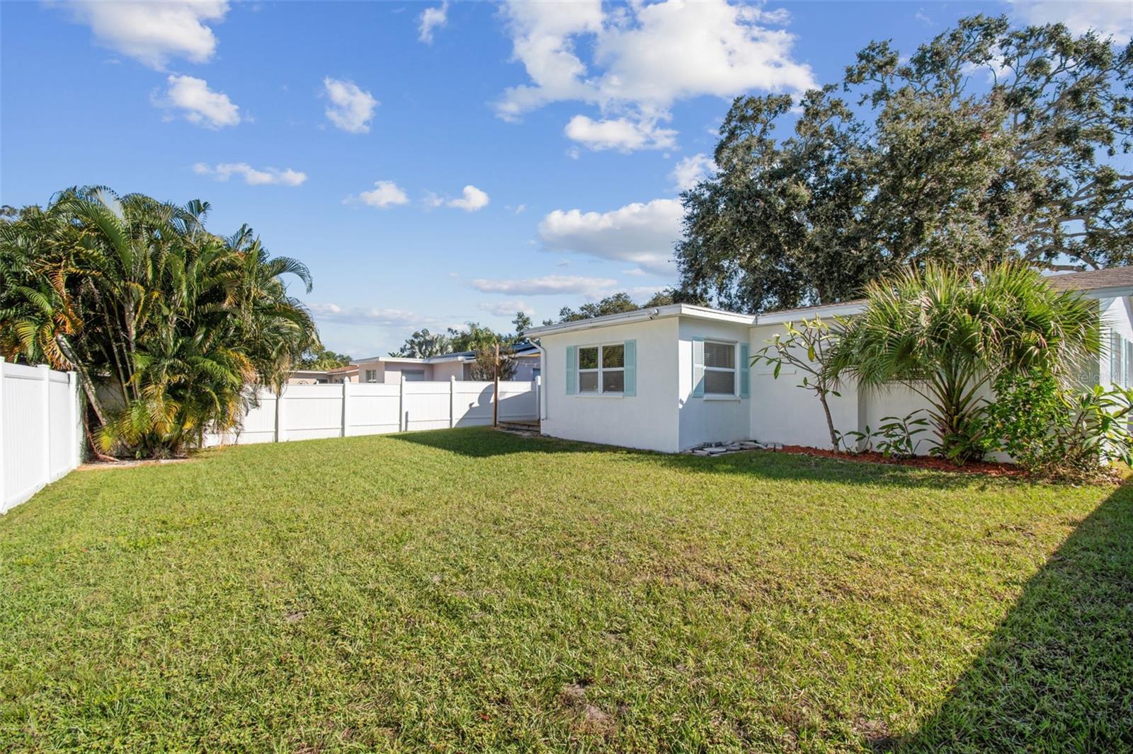 Image 36 of 40 For 2208 Lauren Drive
