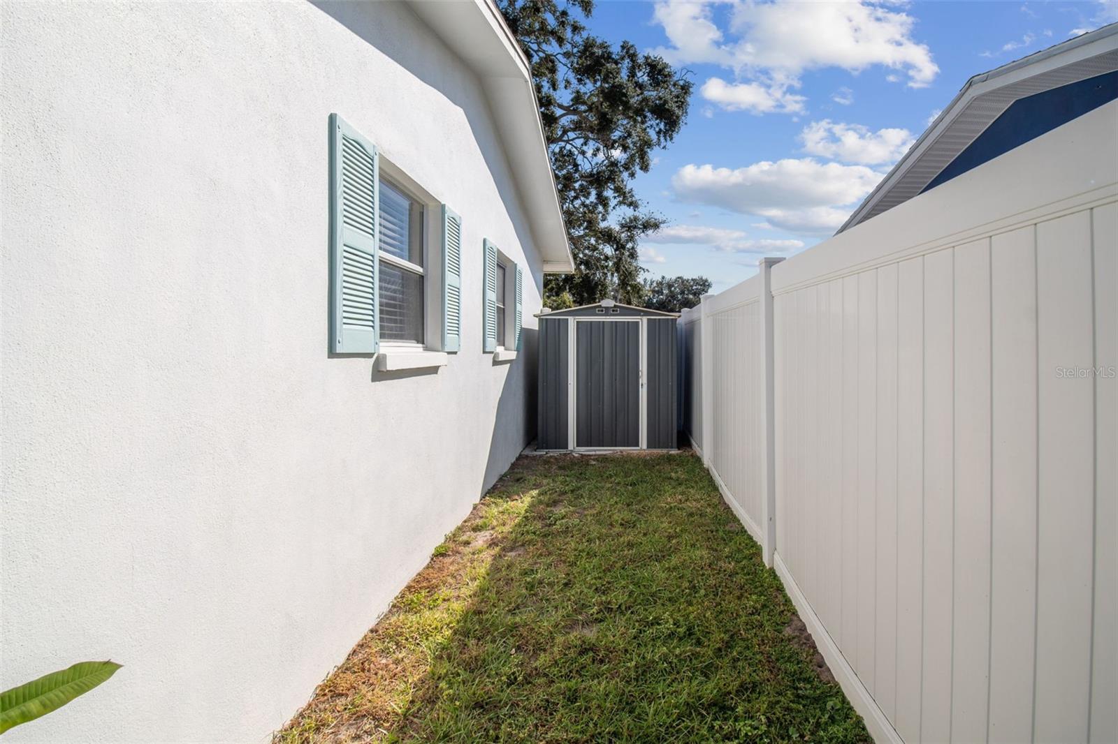 Image 37 of 40 For 2208 Lauren Drive