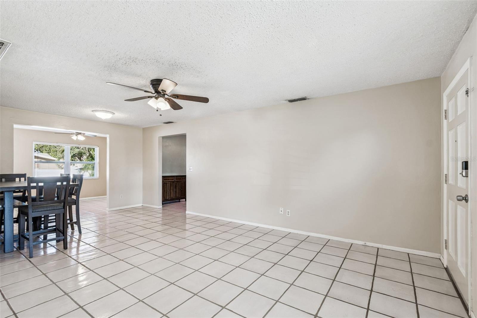 Image 7 of 40 For 2208 Lauren Drive
