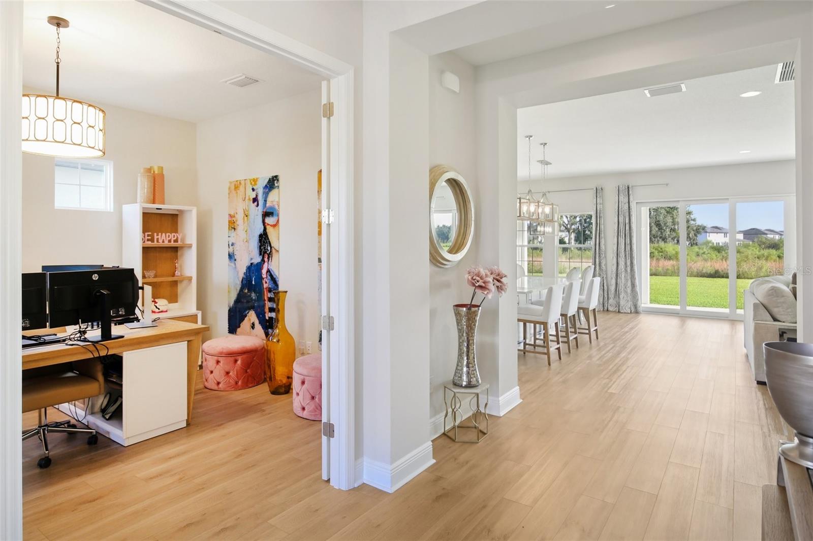Listing photo id 17 for 14930 Rider Pass Drive