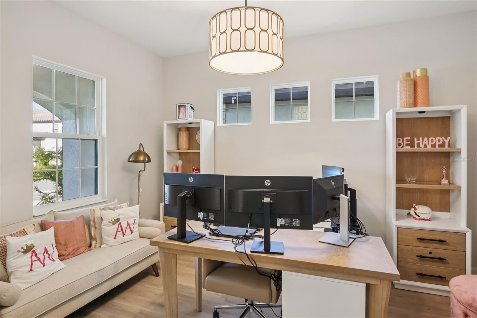 Listing photo id 19 for 14930 Rider Pass Drive