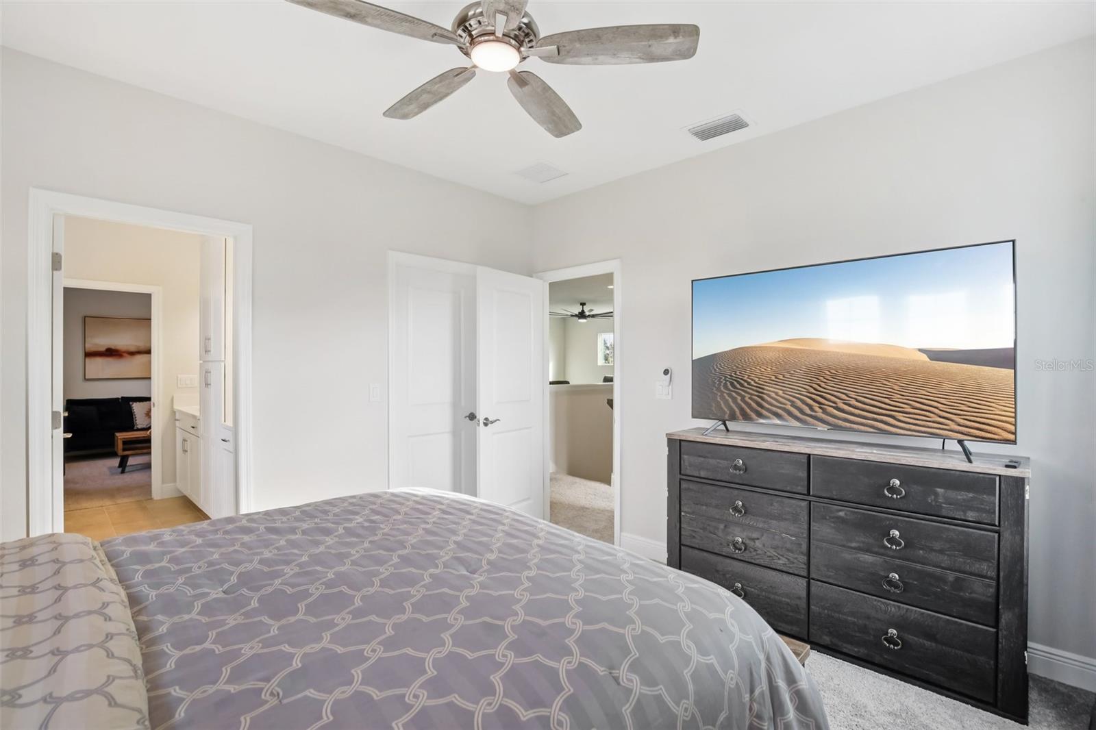 Listing photo id 22 for 14930 Rider Pass Drive