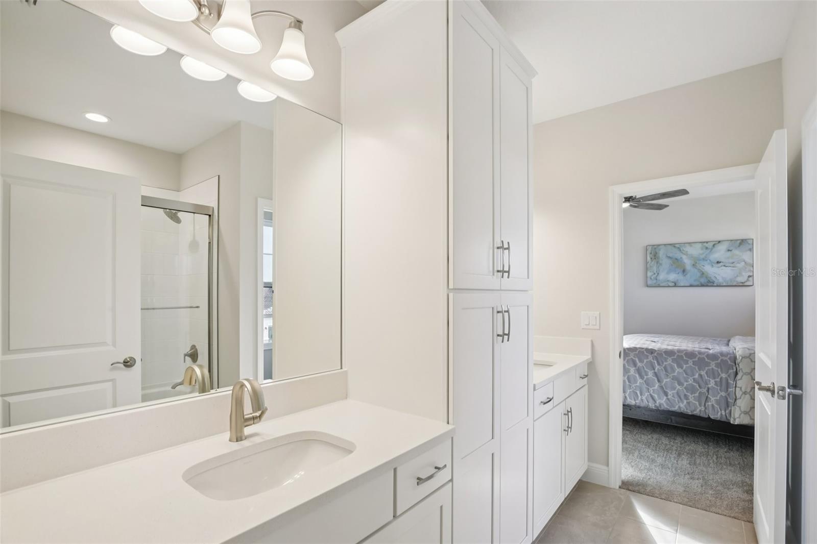 Listing photo id 24 for 14930 Rider Pass Drive