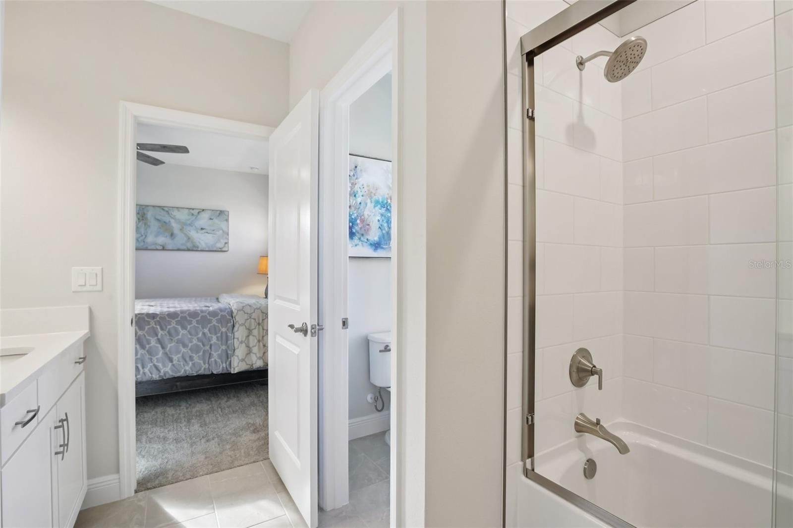 Listing photo id 25 for 14930 Rider Pass Drive