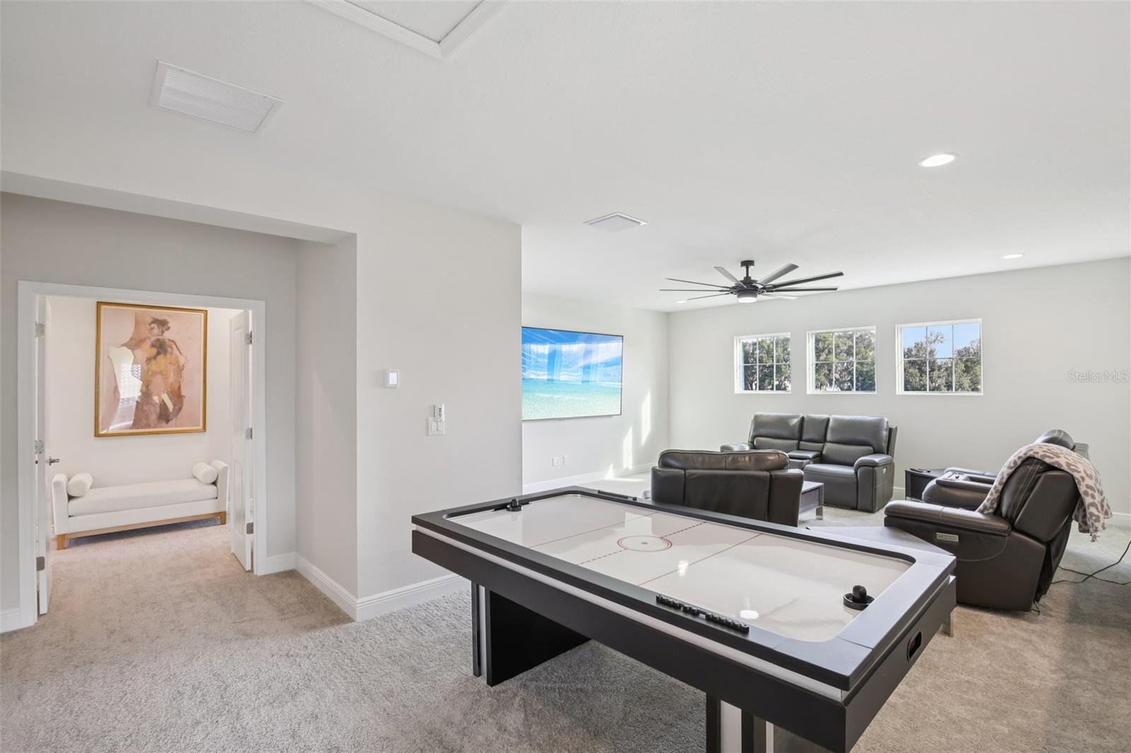 Listing photo id 29 for 14930 Rider Pass Drive