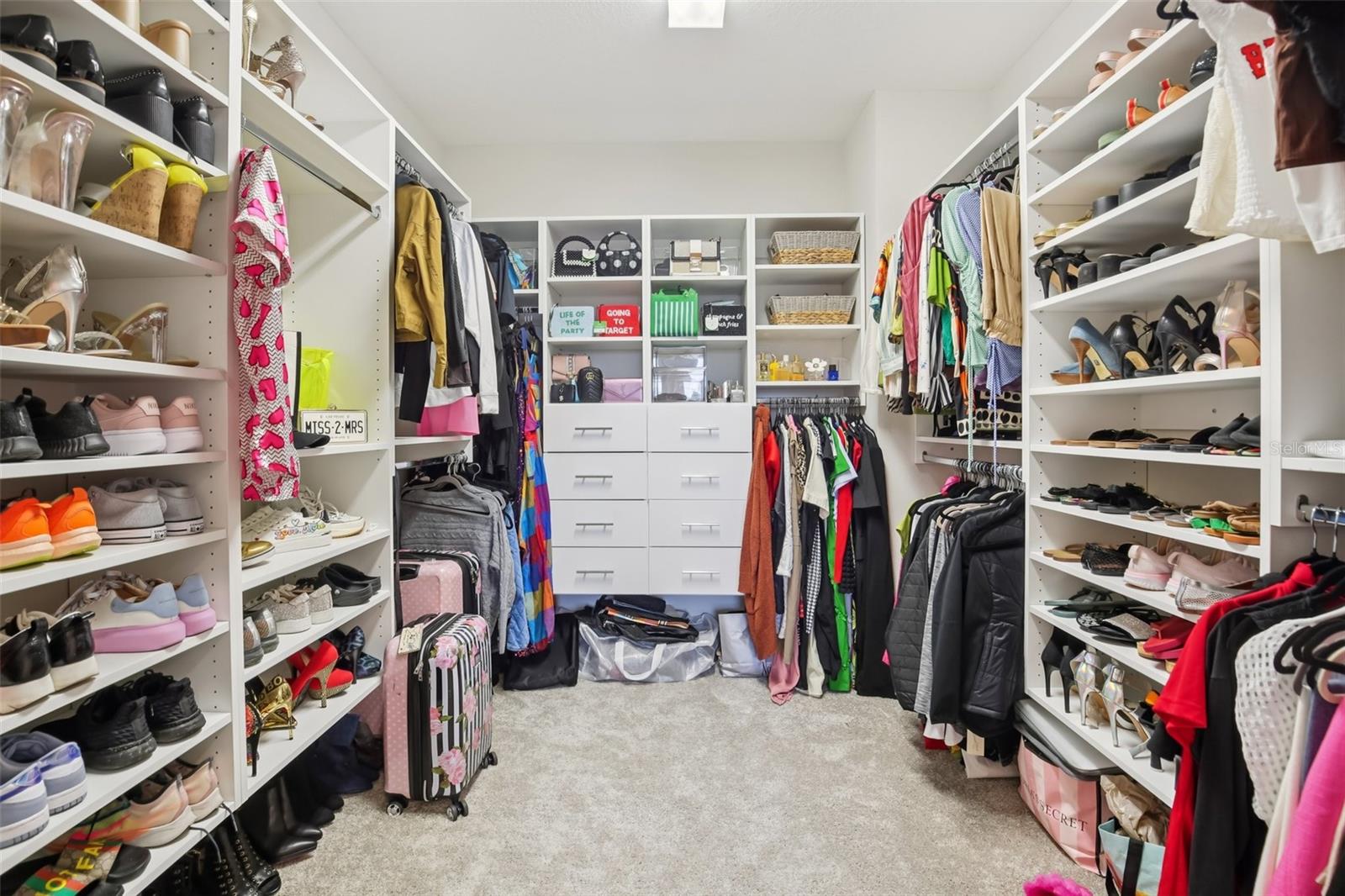 Listing photo id 34 for 14930 Rider Pass Drive