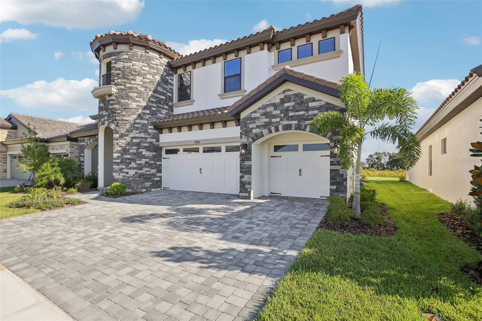 Listing photo id 46 for 14930 Rider Pass Drive