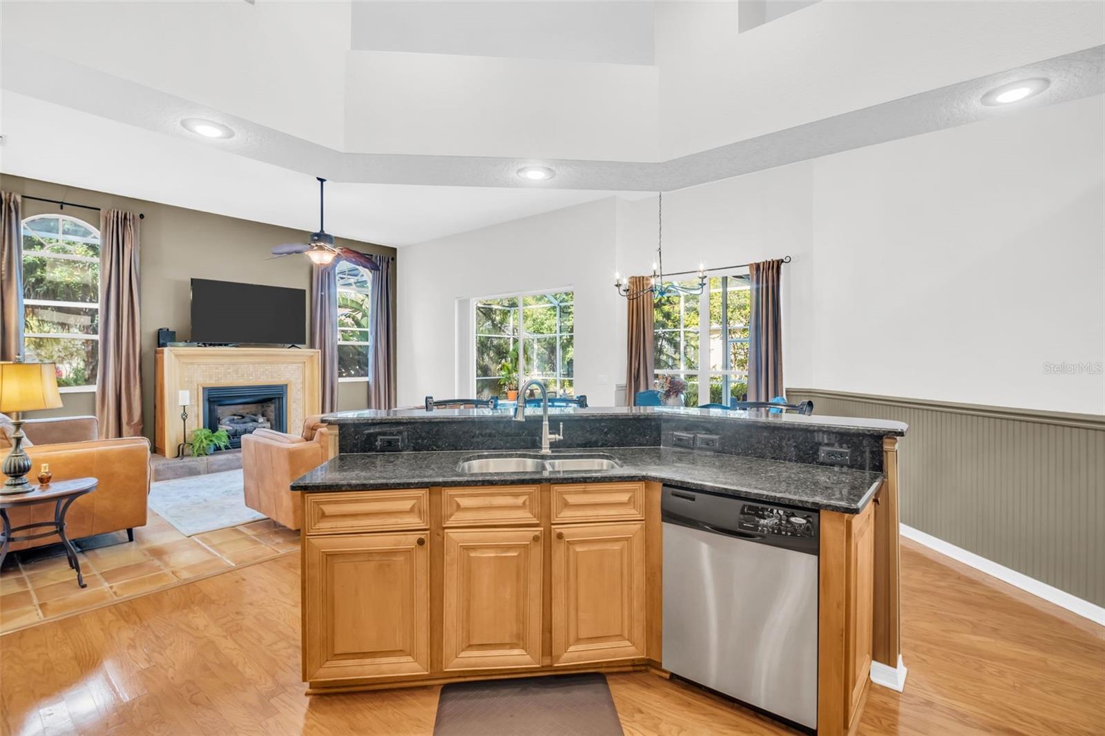 Image 11 of 58 For 3785 Pendlebury Drive