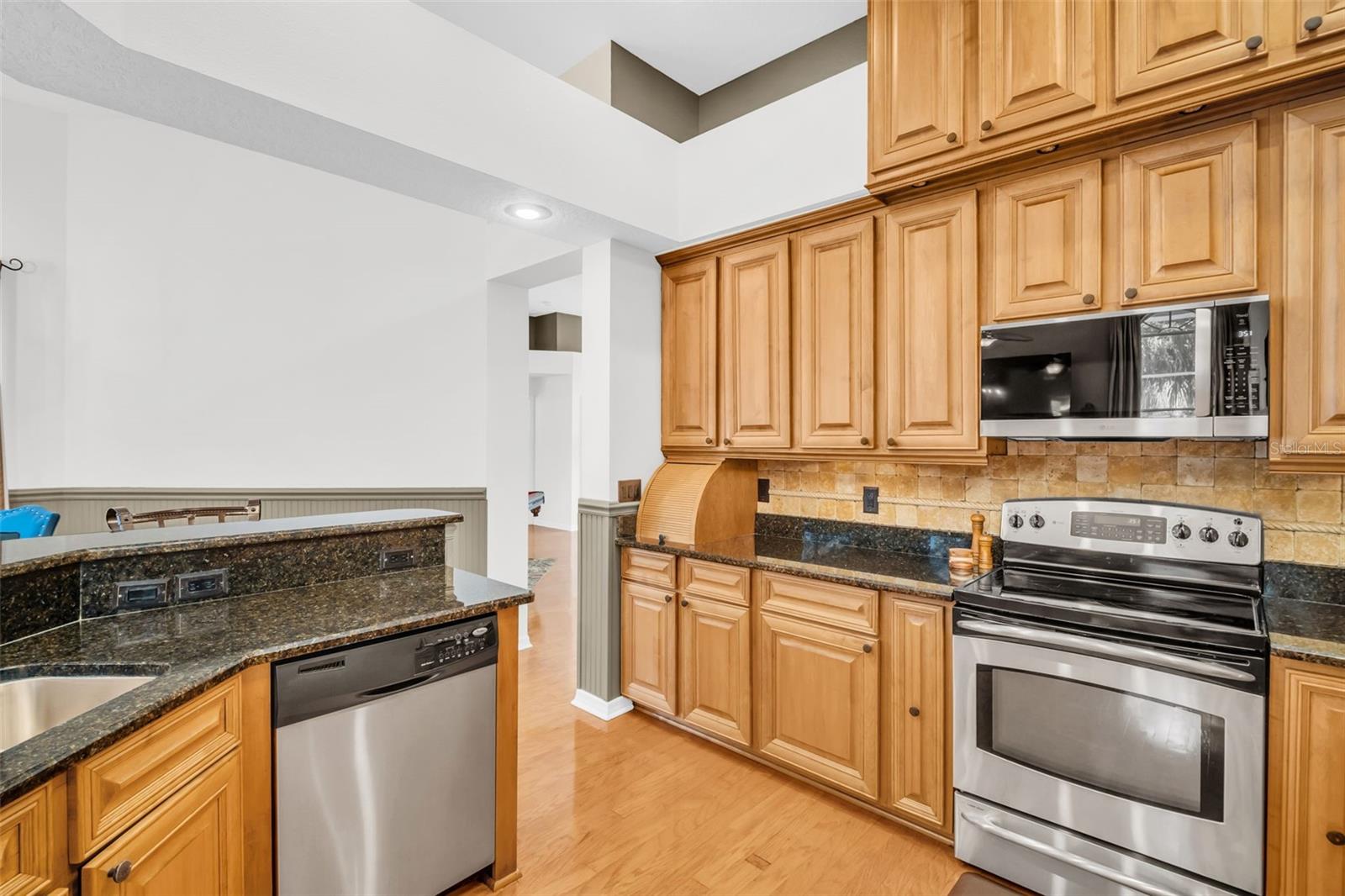 Image 12 of 58 For 3785 Pendlebury Drive