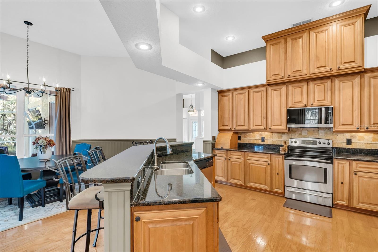 Image 14 of 58 For 3785 Pendlebury Drive