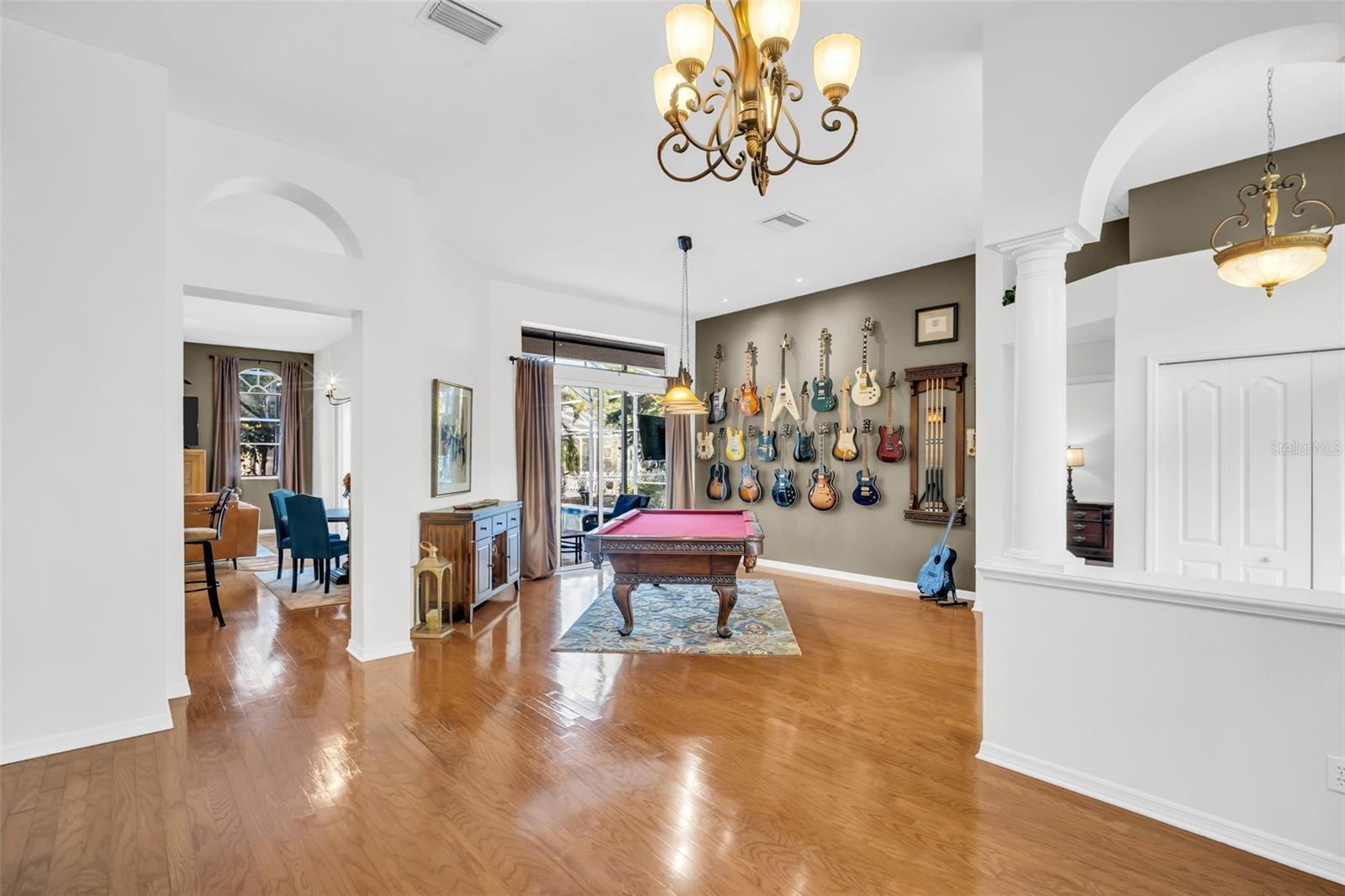 Image 2 of 58 For 3785 Pendlebury Drive