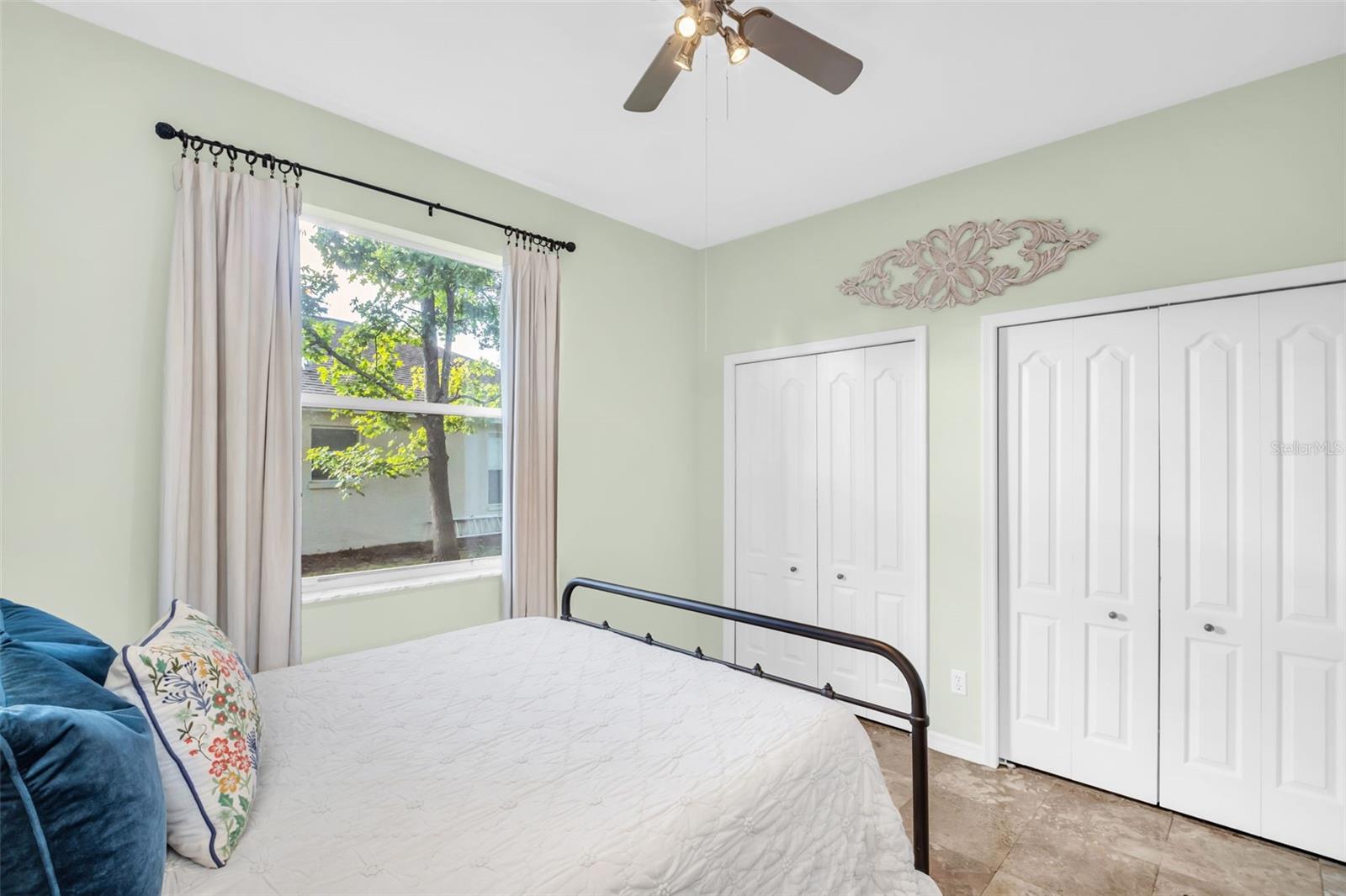 Image 28 of 58 For 3785 Pendlebury Drive