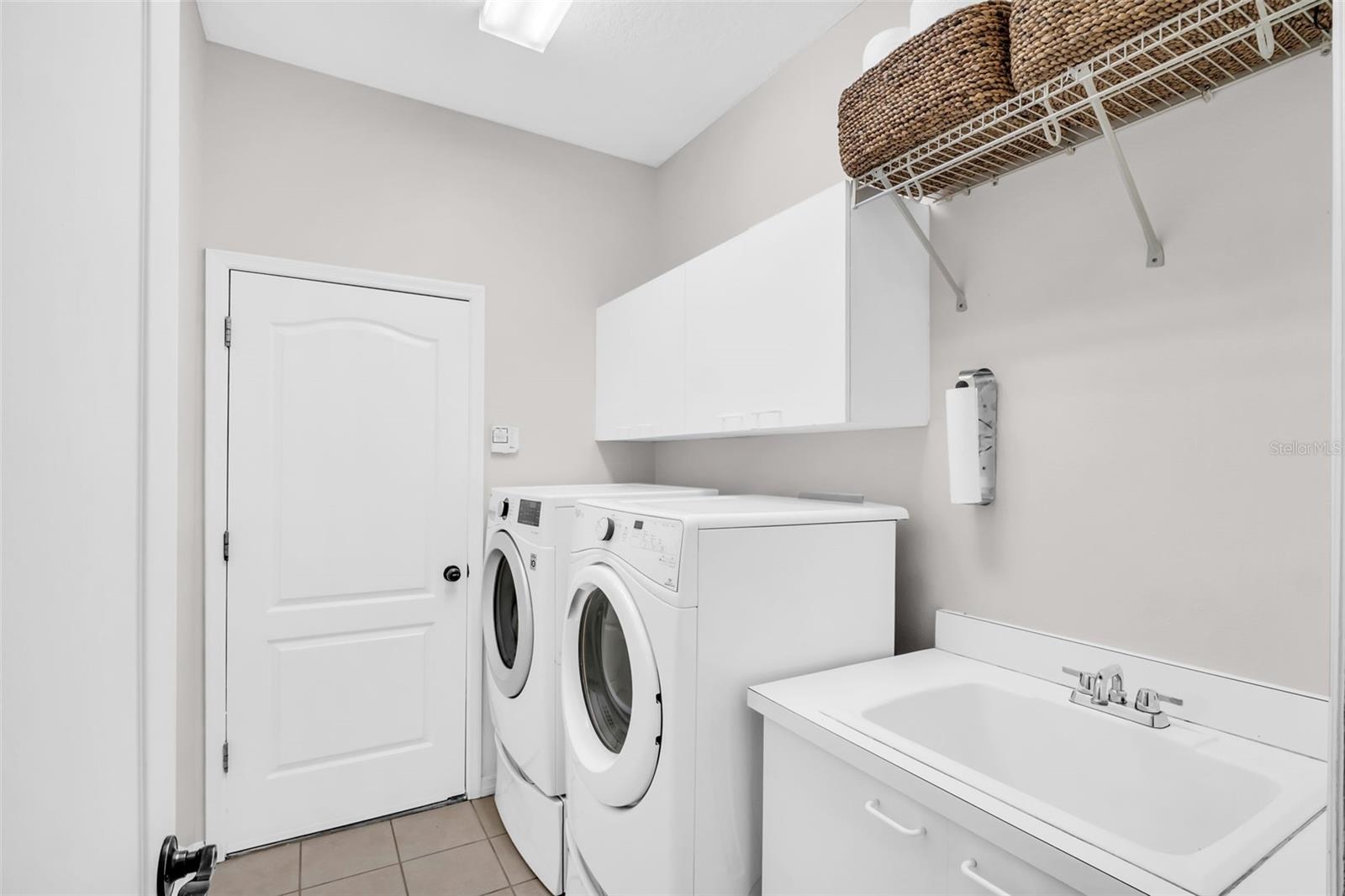 Image 37 of 58 For 3785 Pendlebury Drive