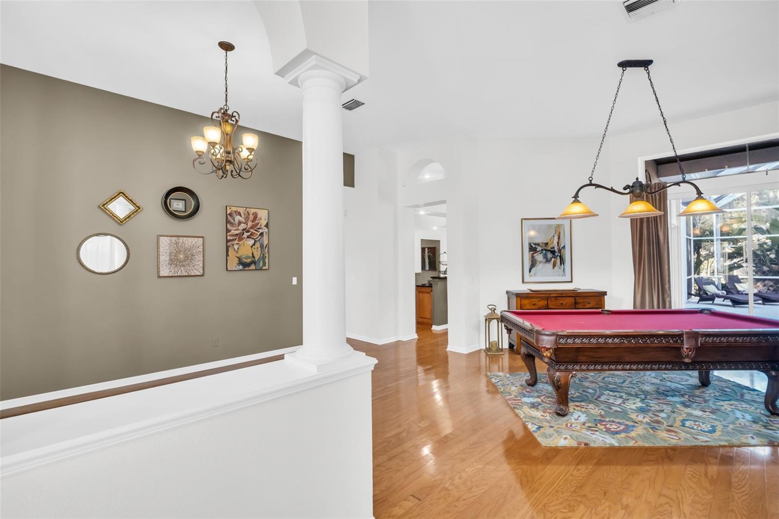 Image 4 of 58 For 3785 Pendlebury Drive