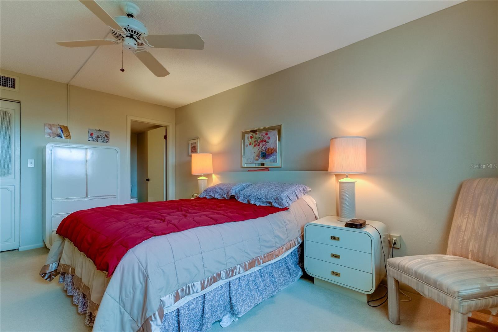 Image 18 of 62 For 7050 Sunset Drive S 405