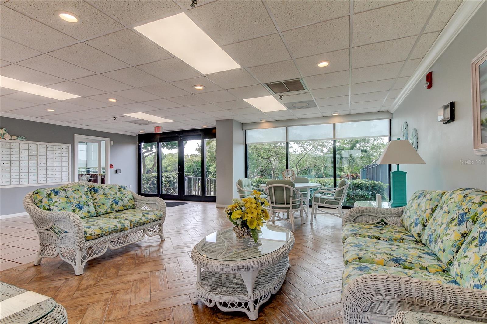 Image 37 of 62 For 7050 Sunset Drive S 405