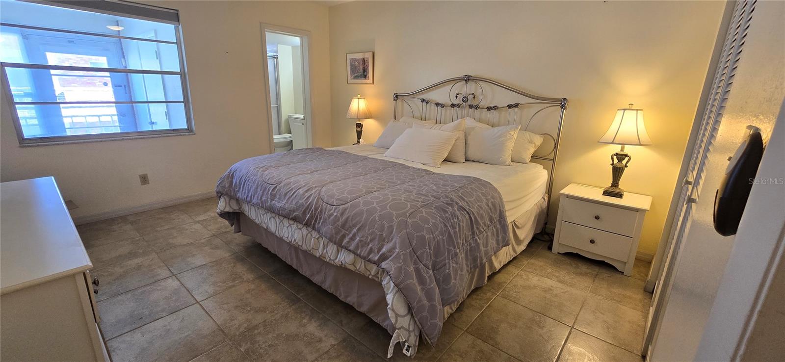 Image 14 of 21 For 3540 32nd Avenue N 213