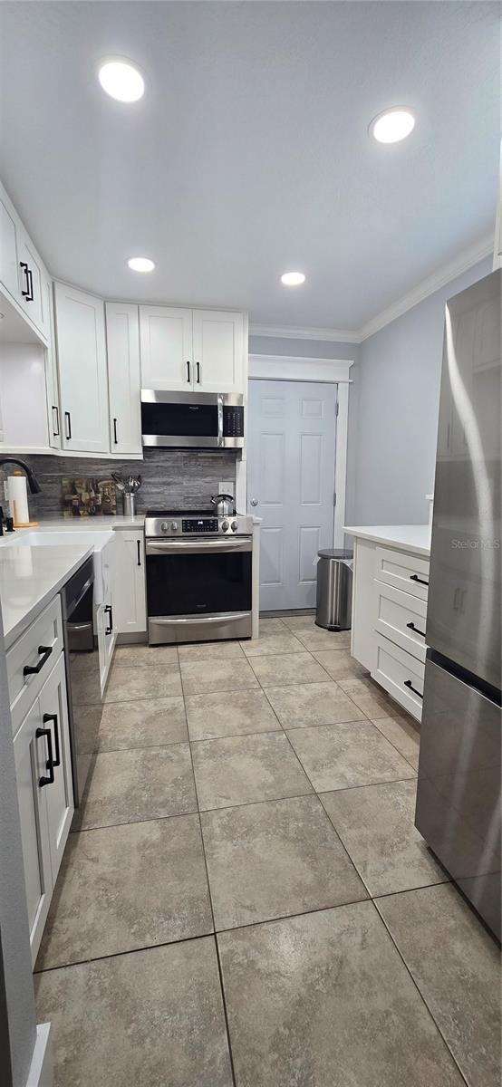 Image 8 of 21 For 3540 32nd Avenue N 213