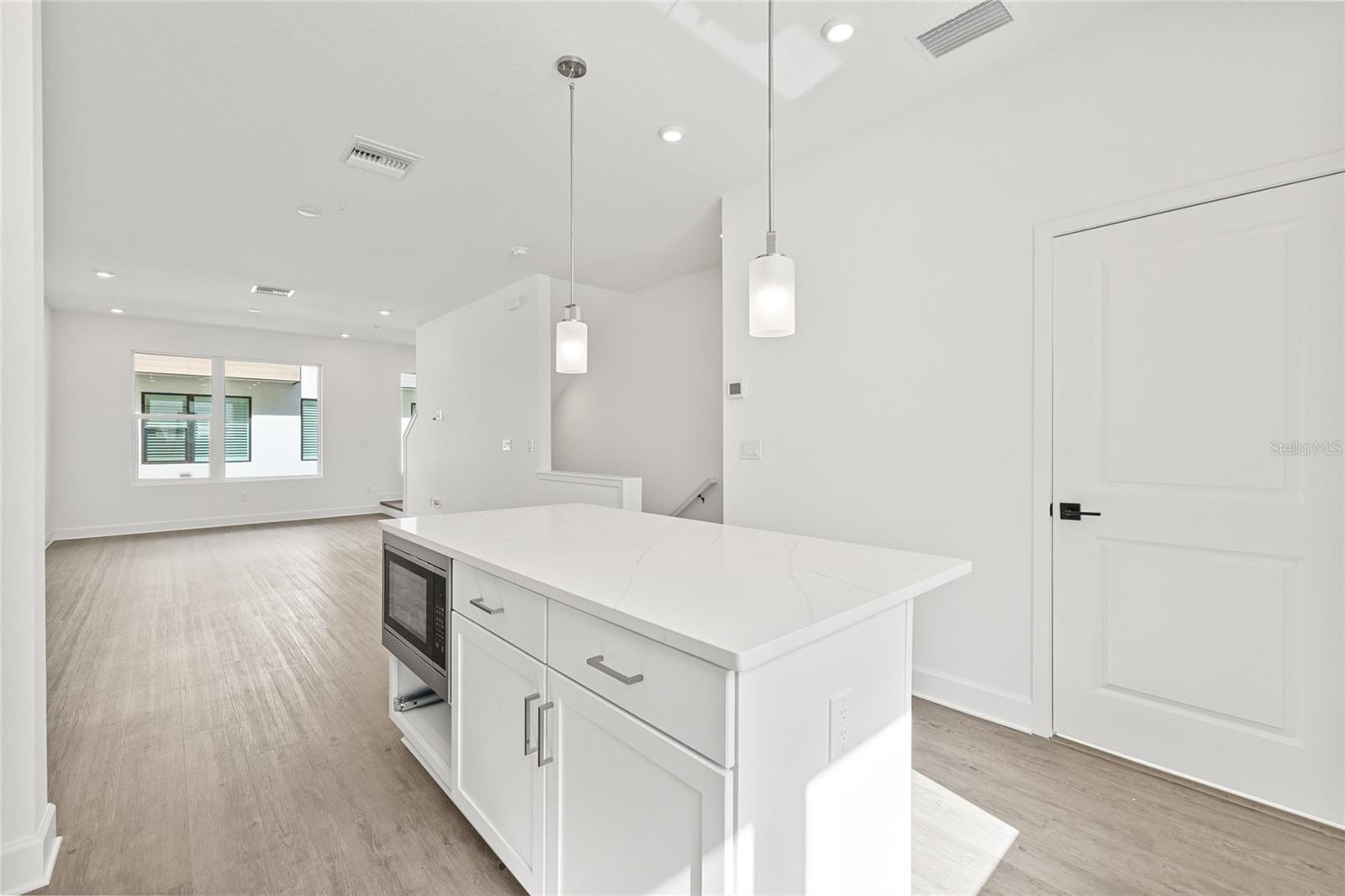 Image 20 of 41 For 319 15th Street N