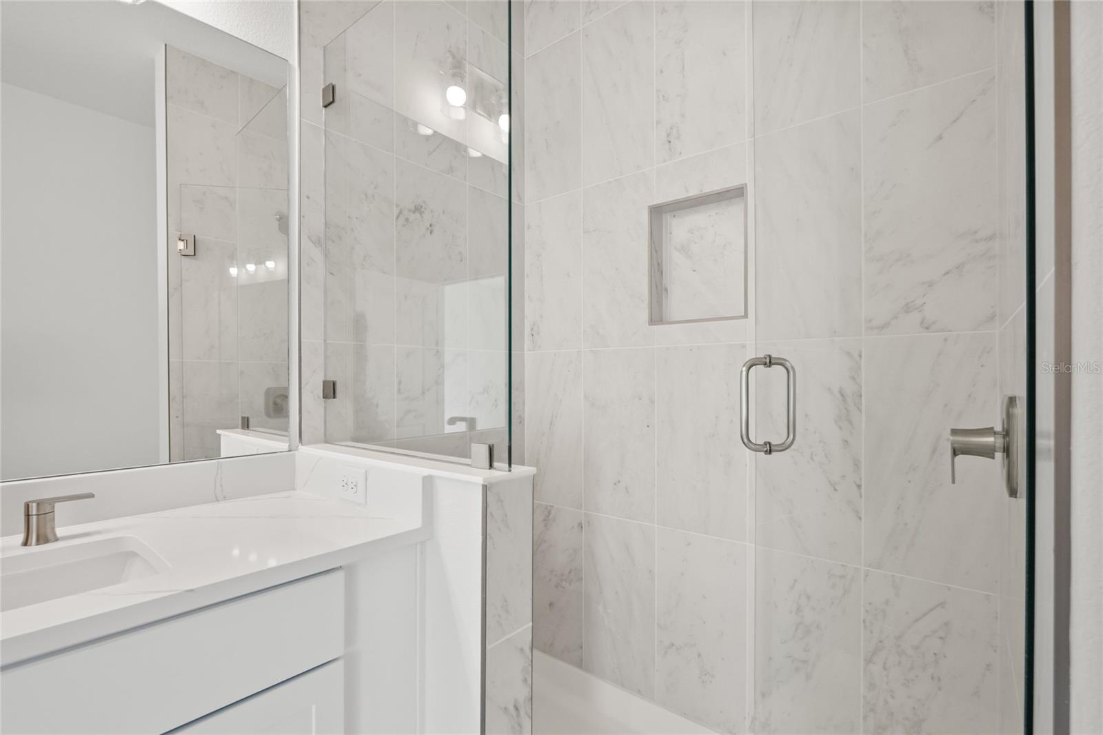 Image 29 of 41 For 319 15th Street N